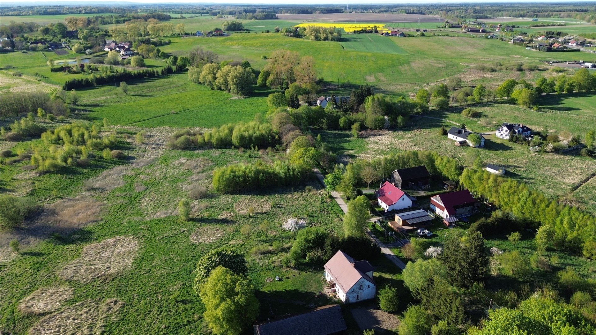 Działka na sprzedaż